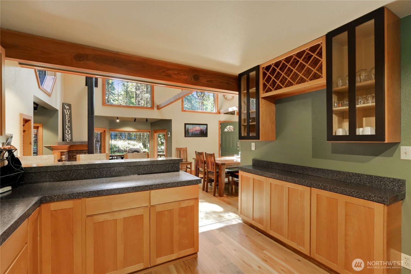 56818 387th Avenue Ct E, Ashford, WA 98304-9781