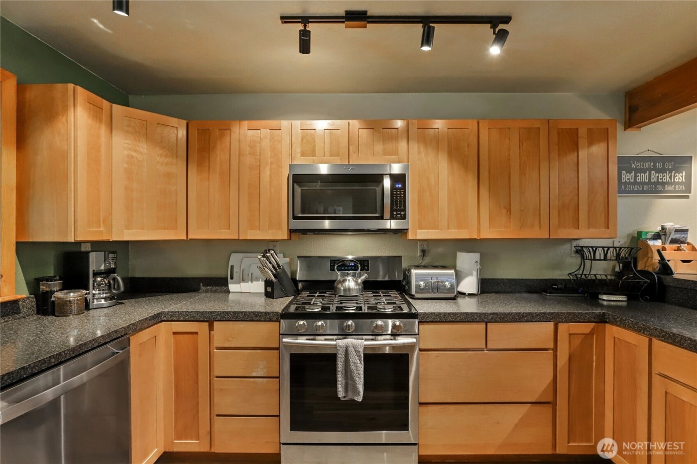 56818 387th Avenue Ct E, Ashford, WA 98304-9781