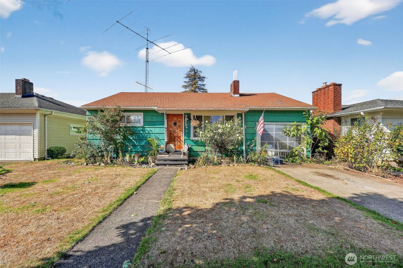 1717 10th Avenue , Longview, WA 98632