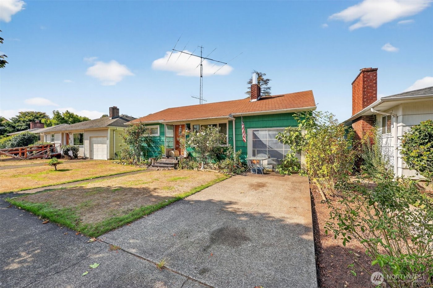 1717 10th Avenue , Longview, WA 98632