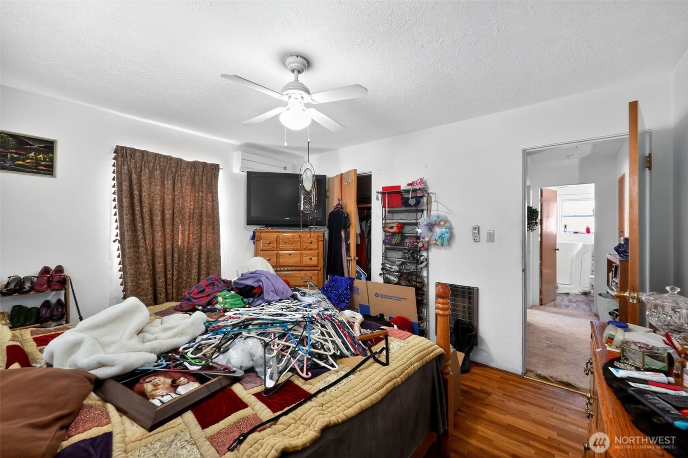 1717 10th Avenue , Longview, WA 98632