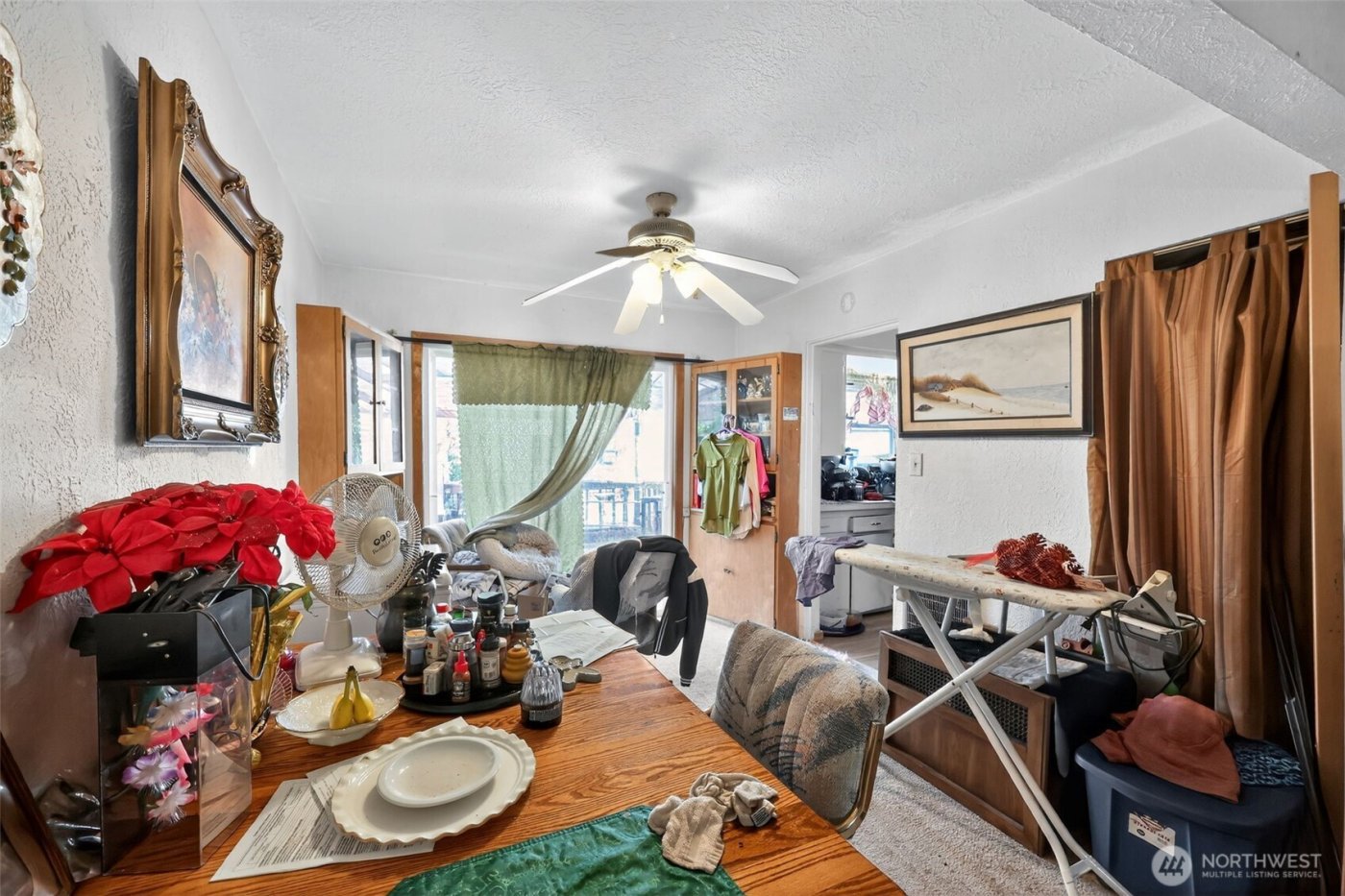 1717 10th Avenue , Longview, WA 98632