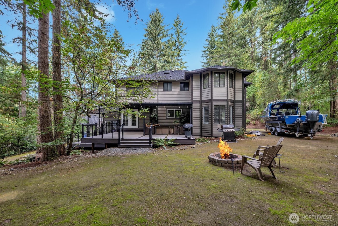 22429 SE 329th Avenue , Black Diamond, WA 98010