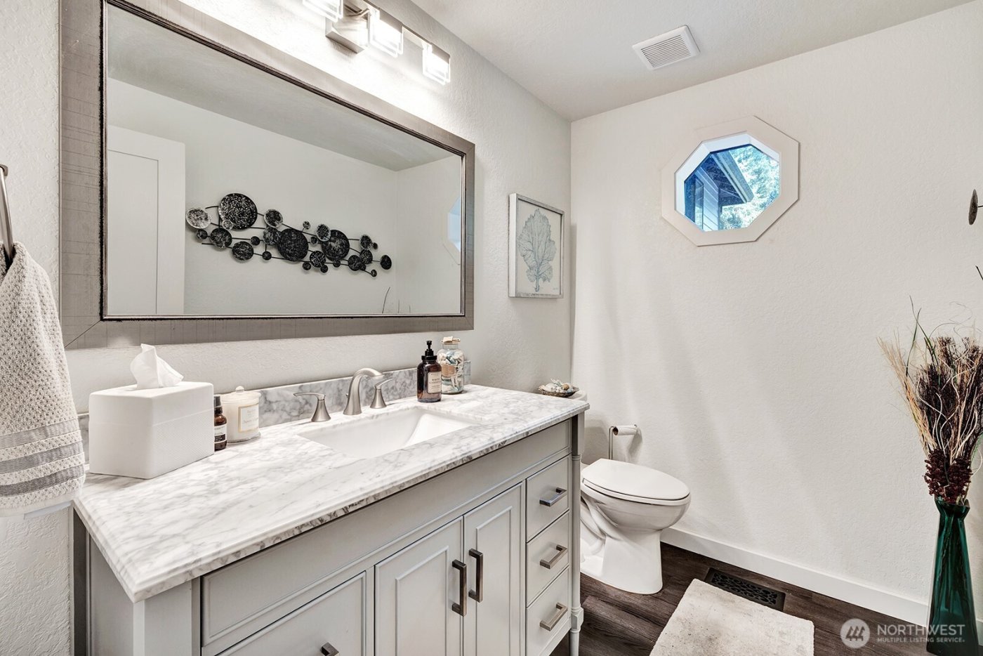 22429 SE 329th Avenue , Black Diamond, WA 98010