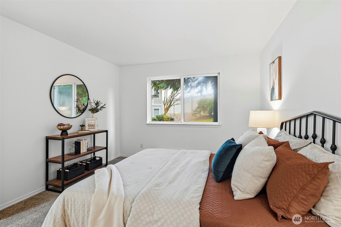 9210 Market Place #J101, Lake Stevens, WA 98258