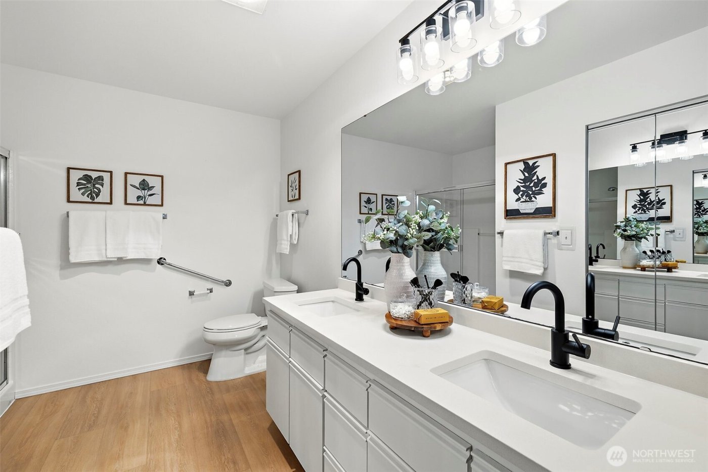 9210 Market Place #J101, Lake Stevens, WA 98258