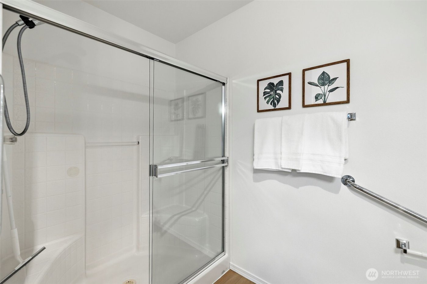 9210 Market Place #J101, Lake Stevens, WA 98258