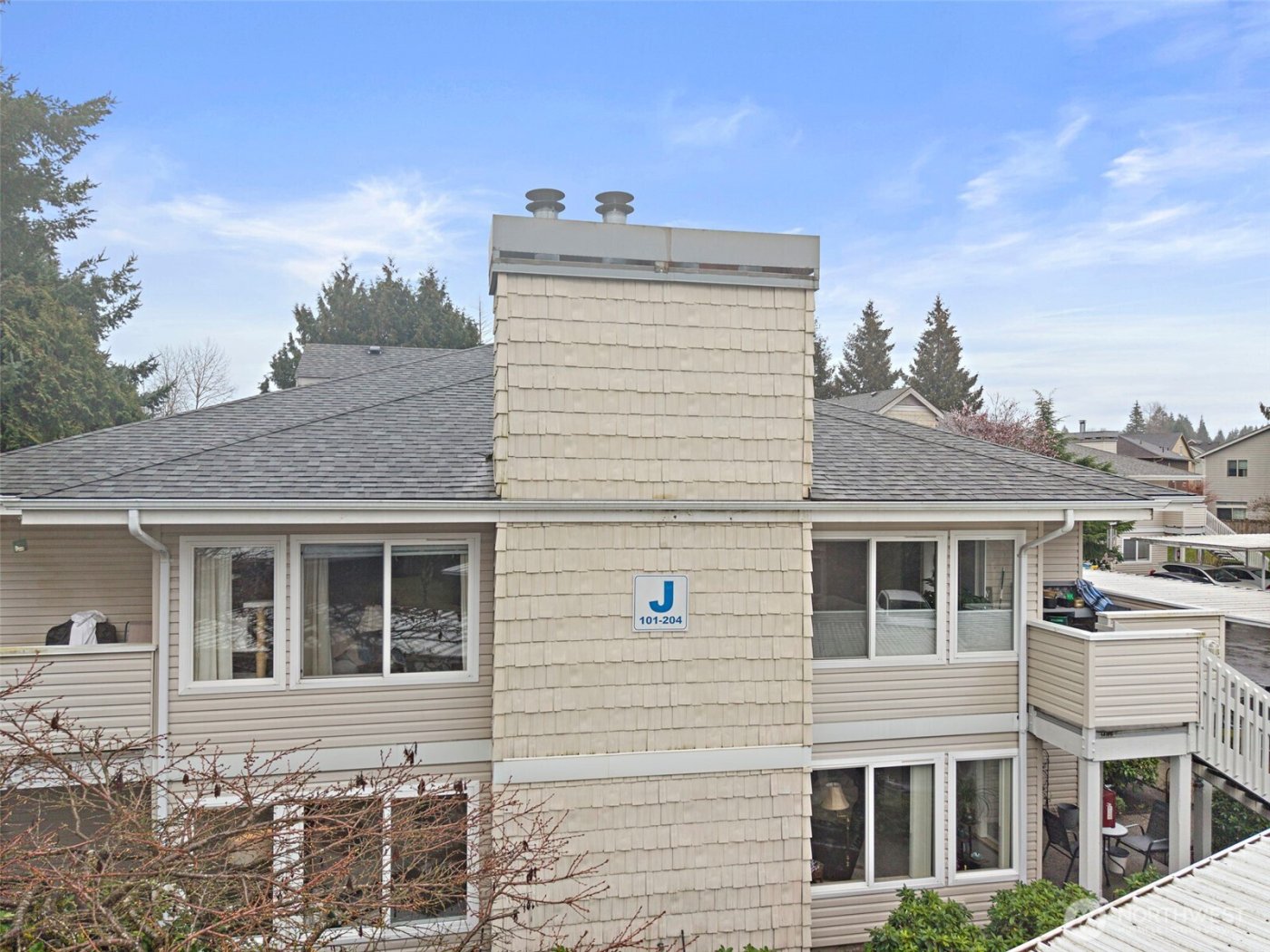 9210 Market Place #J101, Lake Stevens, WA 98258