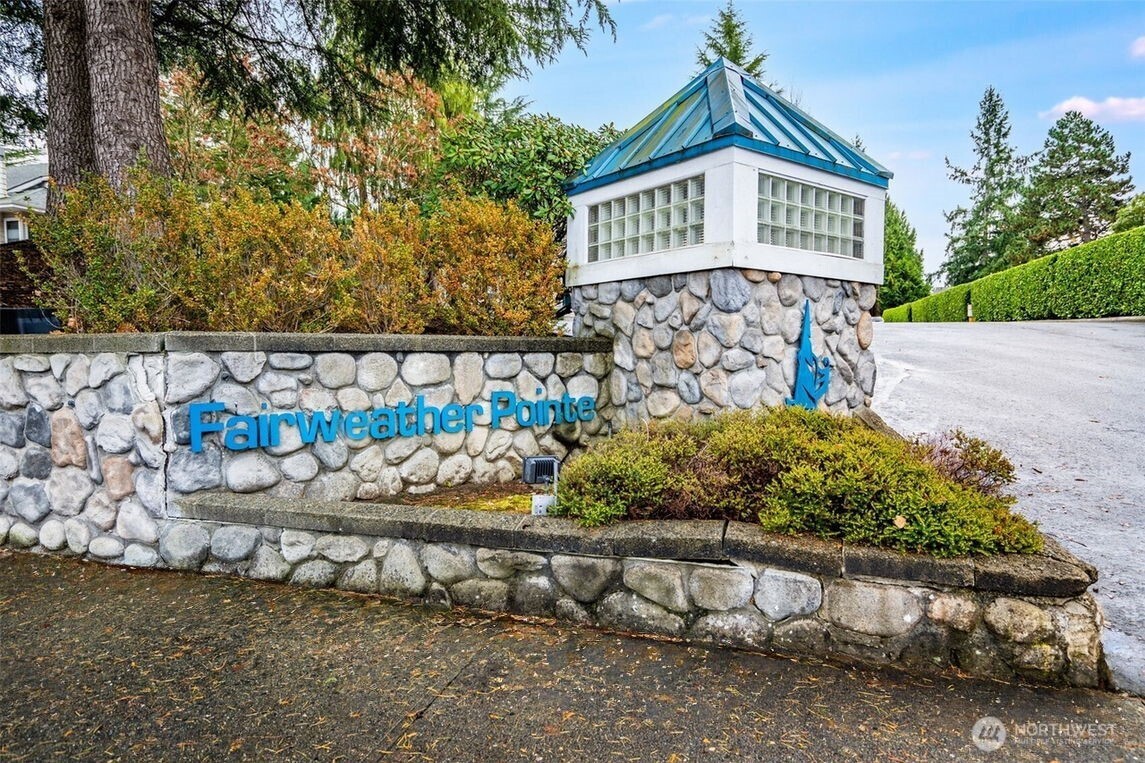 9210 Market Place #J101, Lake Stevens, WA 98258