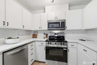9210 Market Place #J101, Lake Stevens, WA 98258 - Photo 8