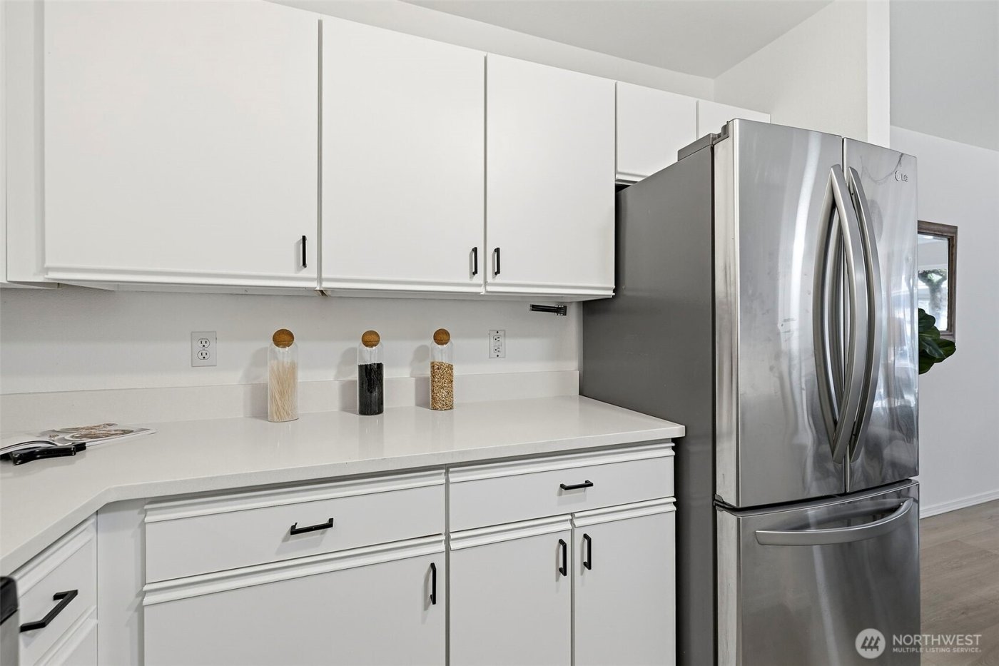 9210 Market Place #J101, Lake Stevens, WA 98258