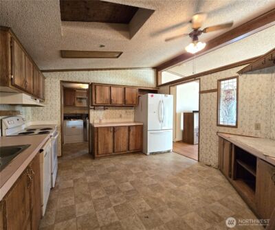 520 N 3rd Street , Elma, WA 98541 - Photo 13