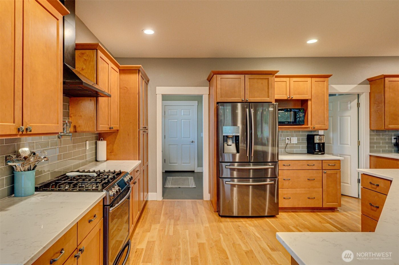 37201 NW 29th Avenue , La Center, WA 98629