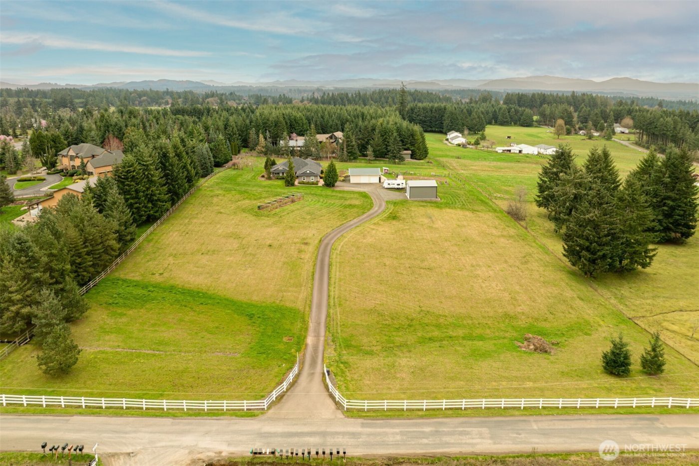 37201 NW 29th Avenue , La Center, WA 98629