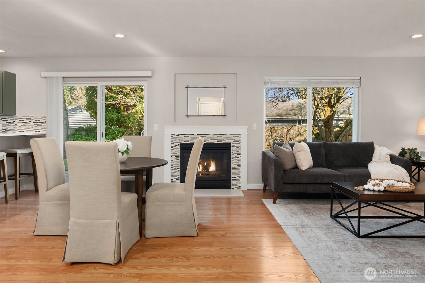 8608 196th Street SW, Edmonds, WA 98026