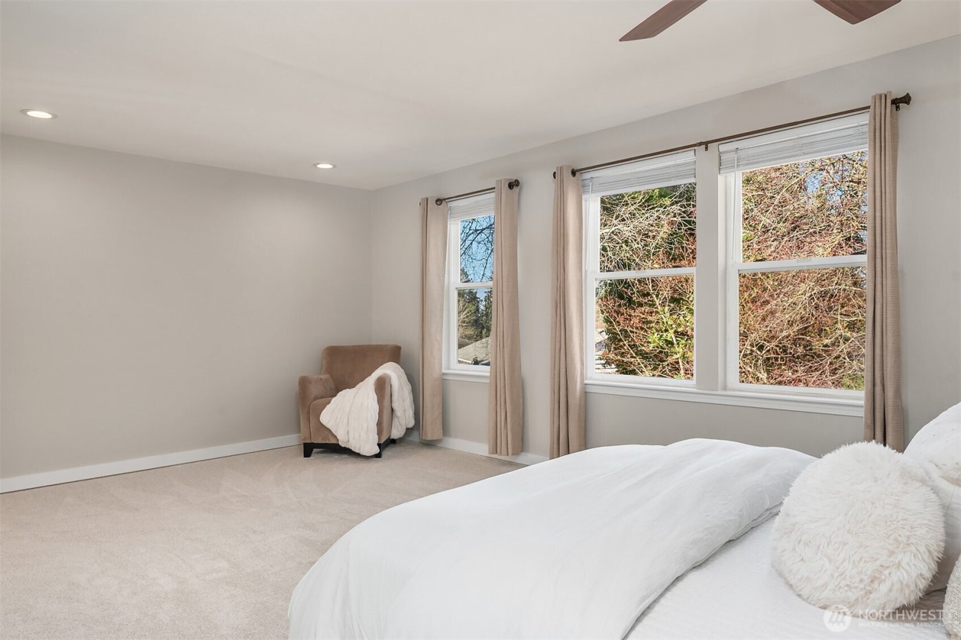 8608 196th Street SW, Edmonds, WA 98026