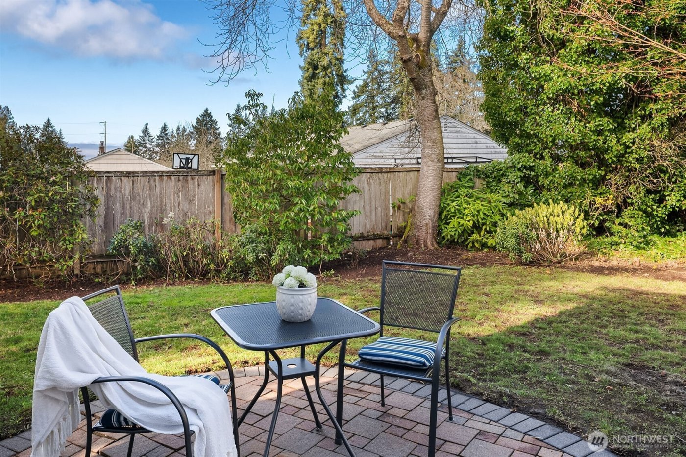 8608 196th Street SW, Edmonds, WA 98026