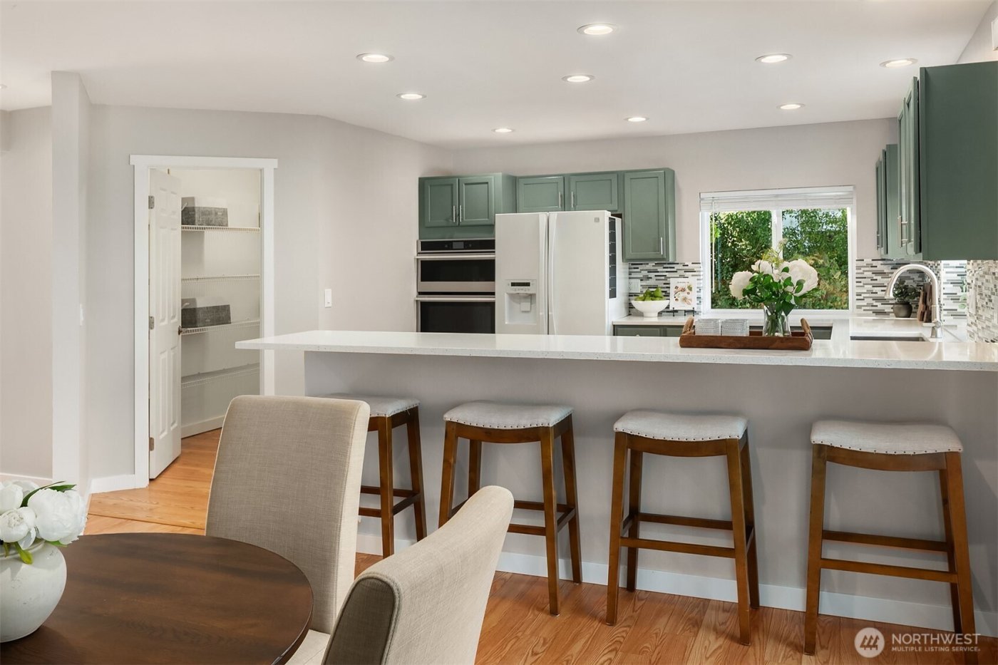 8608 196th Street SW, Edmonds, WA 98026