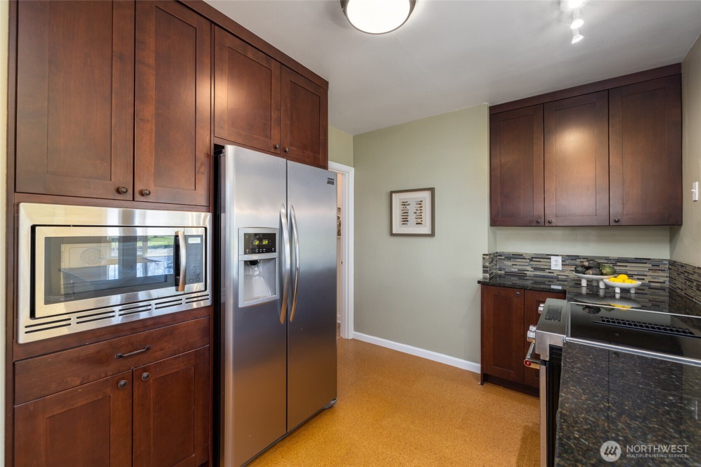 819 K Avenue , Anacortes, WA 98221