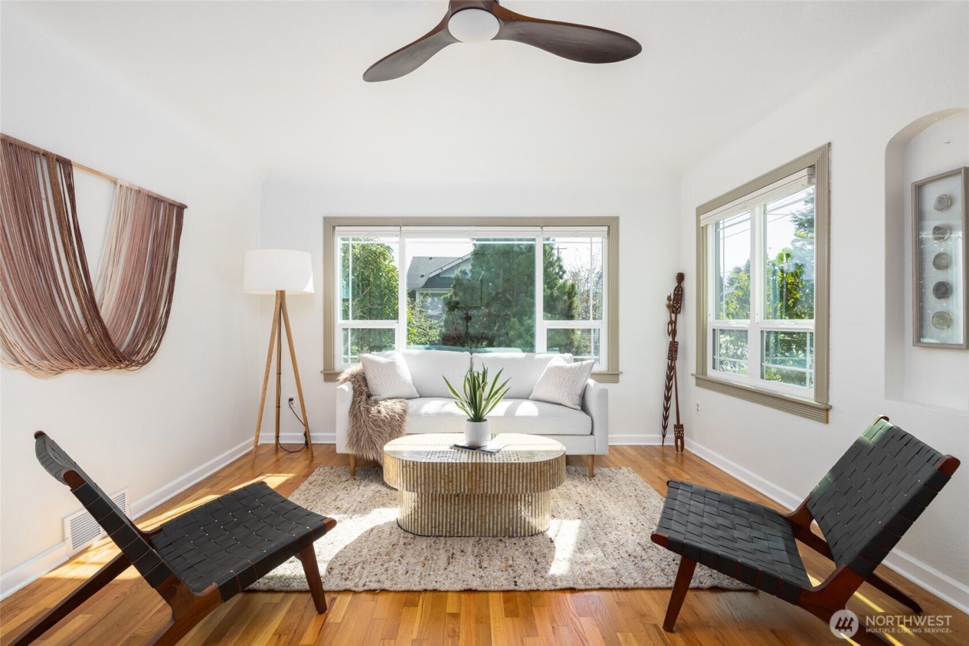 819 K Avenue , Anacortes, WA 98221