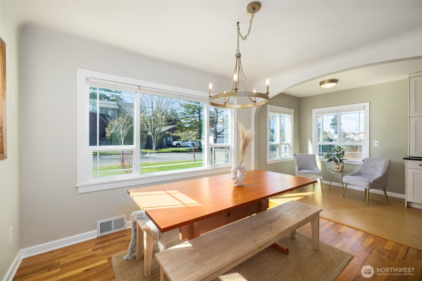 819 K Avenue , Anacortes, WA 98221