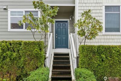 2343 NE Park Drive , Issaquah, WA 98029 - Photo 2
