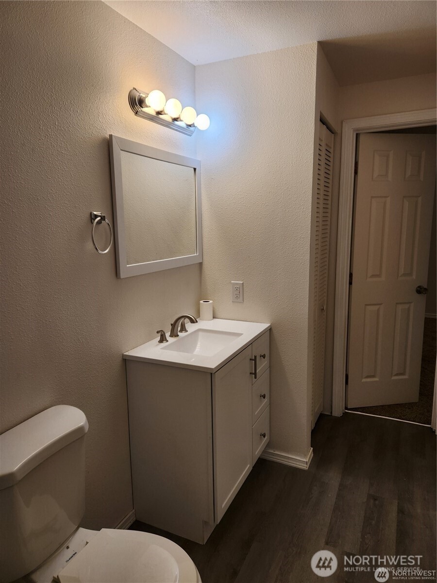 9717 Danwood Lane NW #2, Silverdale, WA 98383