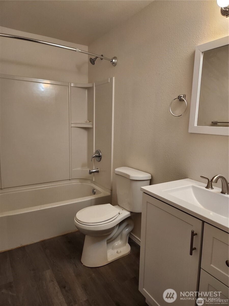9717 Danwood Lane NW #2, Silverdale, WA 98383