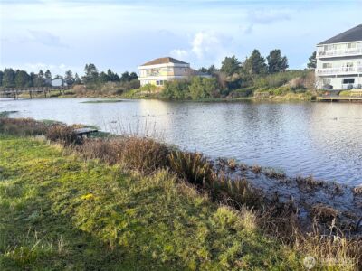 555 Canal Drive NE, Ocean Shores, WA 98569 - Photo 4