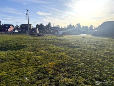 555 Canal Drive NE, Ocean Shores, WA 98569 - Photo 5