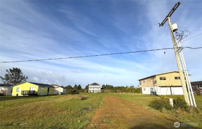 555 Canal Drive NE, Ocean Shores, WA 98569 - Photo 8