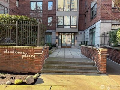 4547 8th Avenue NE #414, Seattle, WA 98105