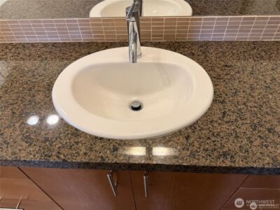 4547 8th Avenue NE #414, Seattle, WA 98105 - Photo 16