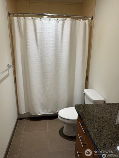 4547 8th Avenue NE #414, Seattle, WA 98105 - Photo 17