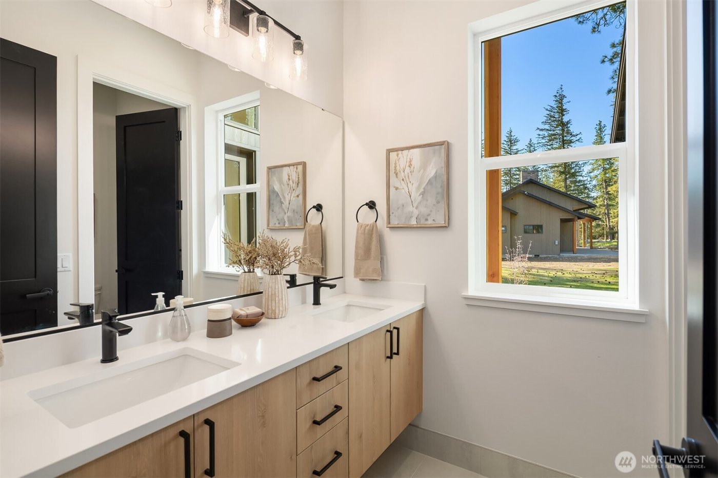 1980 Wanawish Loop , Cle Elum, WA 98922