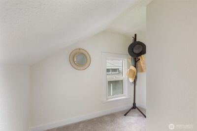 8416 Duncan Avenue S, Seattle, WA 98118 - Photo 16