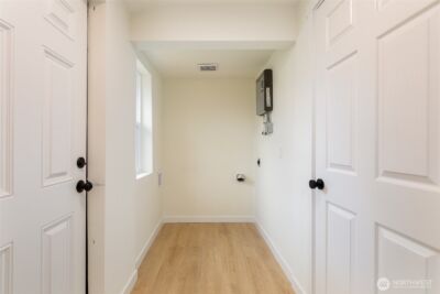 8416 Duncan Avenue S, Seattle, WA 98118 - Photo 17