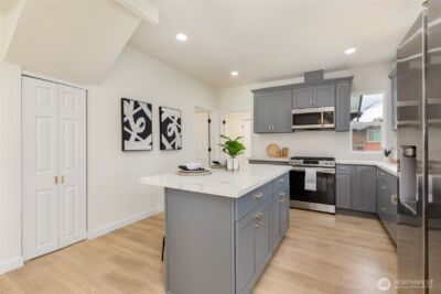 8416 Duncan Avenue S, Seattle, WA 98118 - Photo 5