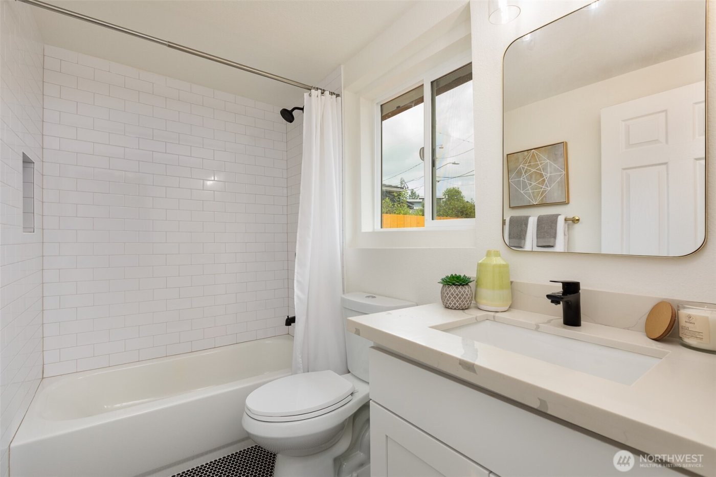 8416 Duncan Avenue S, Seattle, WA 98118