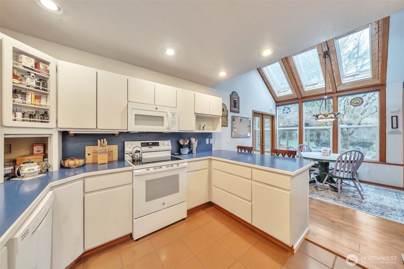 4015 Boardman Court NW, Olympia, WA 98502