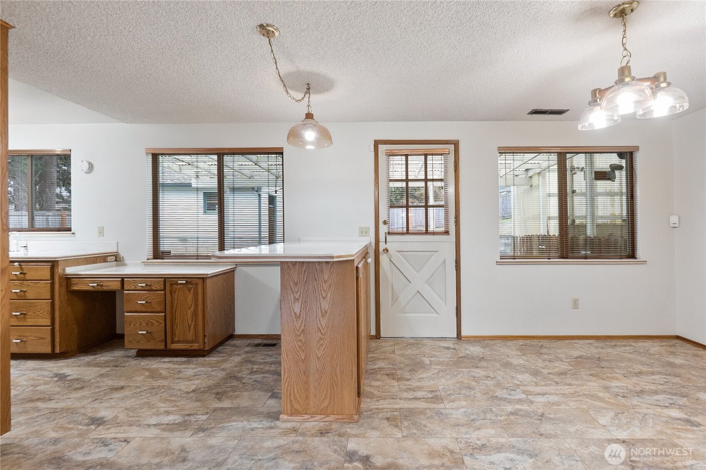 12370 SE 158th Street , Renton, WA 98058