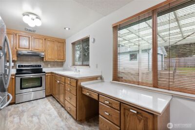 12370 SE 158th Street , Renton, WA 98058 - Photo 17