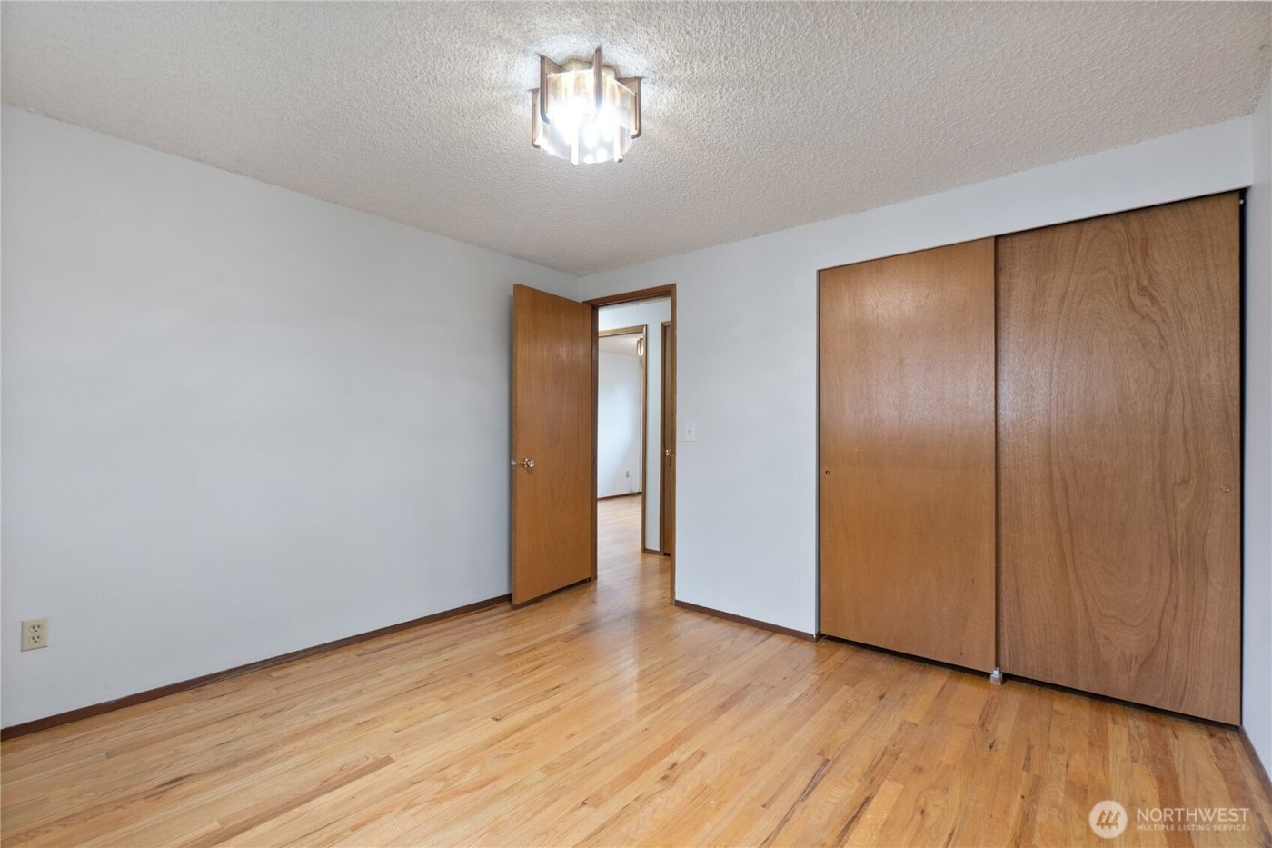 12370 SE 158th Street , Renton, WA 98058