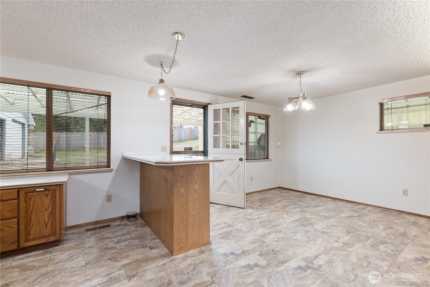 12370 SE 158th Street , Renton, WA 98058