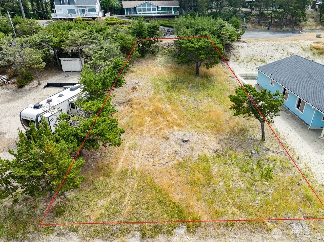 34010 J PL , Ocean Park, WA 98640