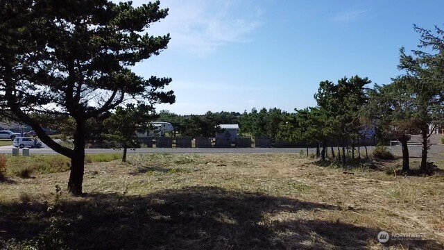 34010 J PL , Ocean Park, WA 98640