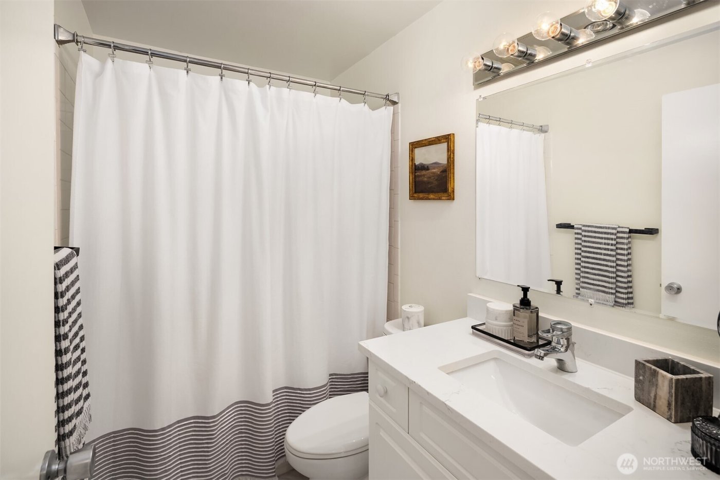 6225 Lake Washington Boulevard NE #208, Kirkland, WA 98033-6848