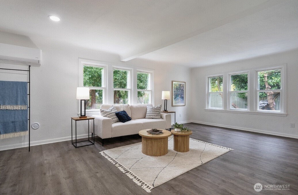 14244 29th Avenue S, SeaTac, WA 98168