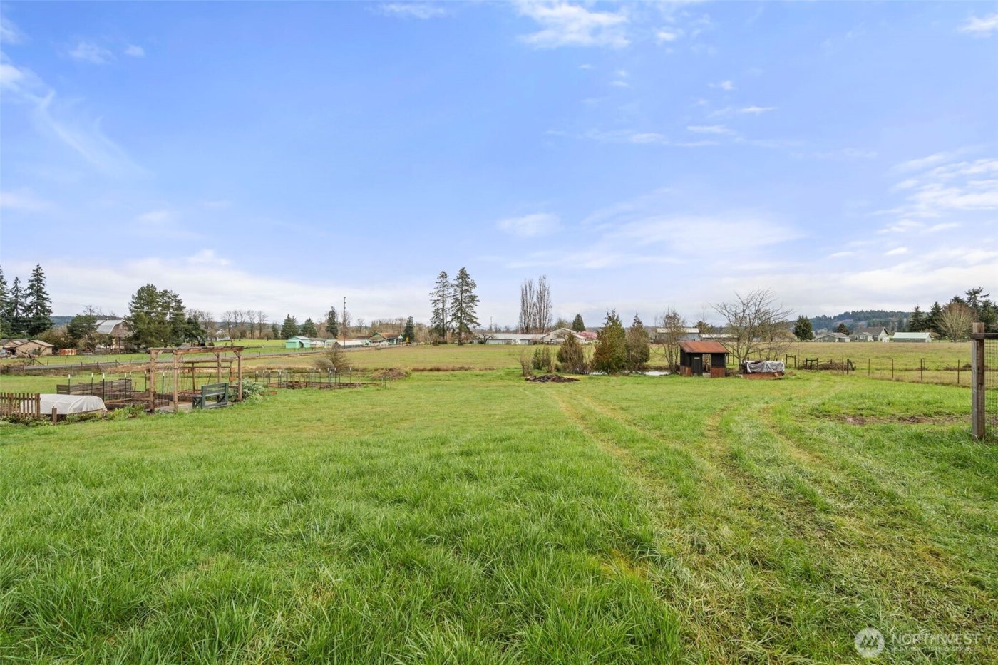 1943 State Route 6 , Chehalis, WA 98532