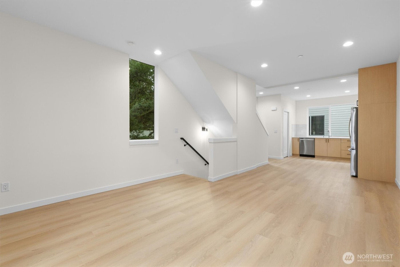 18015 2nd Avenue NE #C, Shoreline, WA 98155